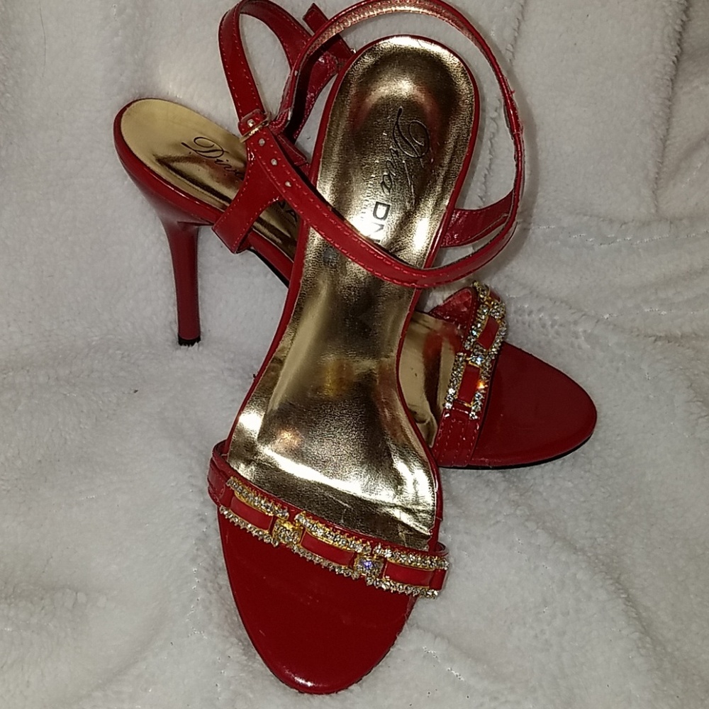 Ruby Red, Gold & Rhinestone High-Heels!